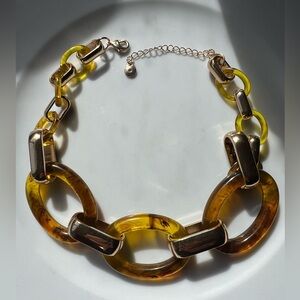 Vintage Lucite Tortoise Chunky Links Station Gold Tone 18” Statement Necklace